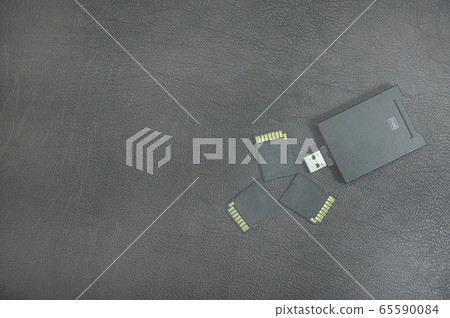Hard disks and memory. Cable release Hard disks and memory. Cable release 65590084