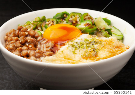 Sticky rice cake 65590141