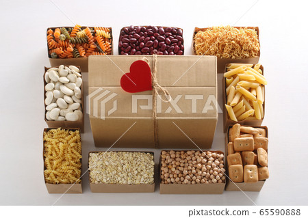 糧食危機和人道主義援助 65590888