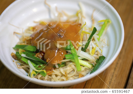 台灣美食，傳統小吃，乾拌麵，台湾料理、伝統的な軽食、乾麺、Taiwanese cuisine, 65591467