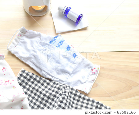 Handmade mask with a cooler and aroma pocket Handmade mask with a cooler and aroma pocket 65592160