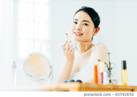 Woman makeup makeup home Woman makeup makeup home 65592650