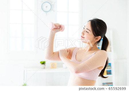 Muscle training female Muscle training female 65592699