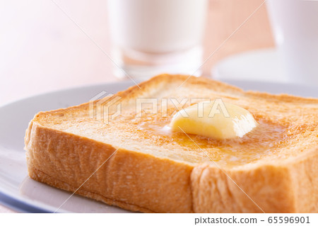 Butter toast Butter toast 65596901