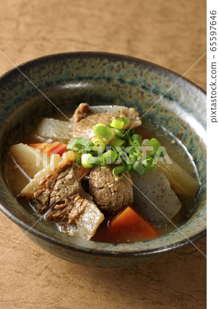煮燉牛肉 65597646