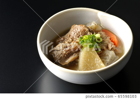 煮燉牛肉 煮燉牛肉 65598103