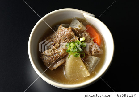 煮燉牛肉 煮燉牛肉 65598137