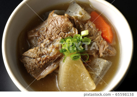 煮燉牛肉 煮燉牛肉 65598138