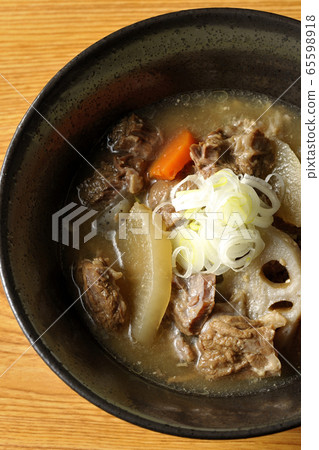 煮燉牛肉 煮燉牛肉 65598918