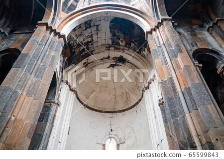 Old grunge vintage dome of a church. historical abondend building. 65599843