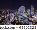 名古屋站的摩天大樓的夜景 65602328