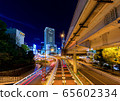 高速公路夜視圖 65602334