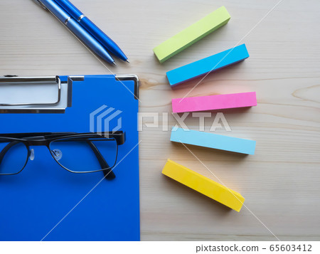 企業形象·活頁夾·眼鏡 企業形象·活頁夾·眼鏡 65603412