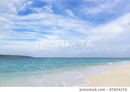沖繩美麗的宮古藍海和白色沙灘宮古島與那葉前濱海灘 沖繩美麗的宮古藍海和白色沙灘宮古島與那葉前濱海灘 65604259