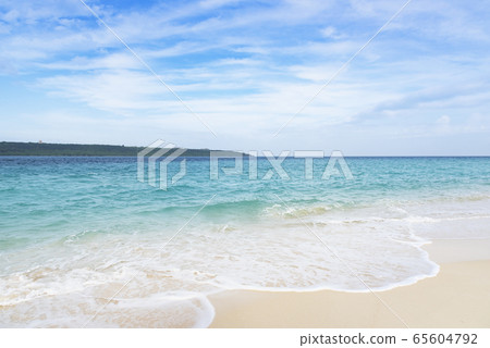 沖繩美麗的宮古藍海和白色沙灘宮古島與那葉前濱海灘 65604792