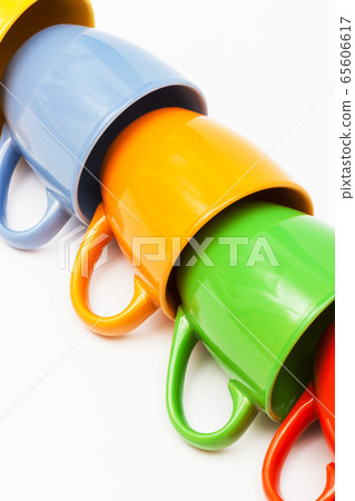 beautiful coffee cups on white background beautiful coffee cups on white background 65606617