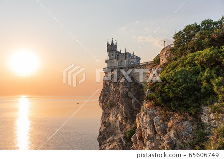 Swallow's Nest castle in the morning sun, Crimea 65606749