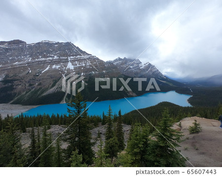 A lake A lake 65607443