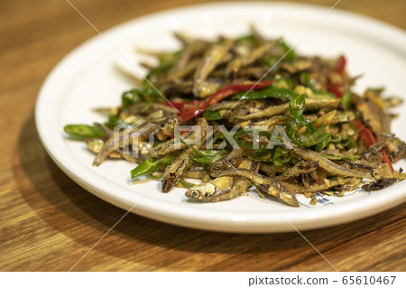 台灣美食，豆乾炒小魚乾，台湾料理、干し魚の干物、Taiwanese cuisine, fried 65610467