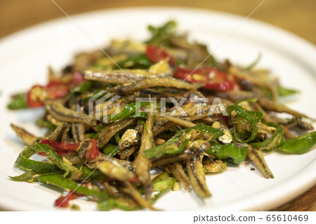 台灣美食，豆乾炒小魚乾，台湾料理、干し魚の干物、Taiwanese cuisine, fried 65610469