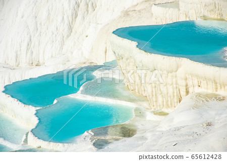 Pamukkale, natural pool with blue water, Turkey 65612428
