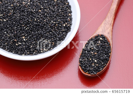 芝麻黑芝麻 65615719