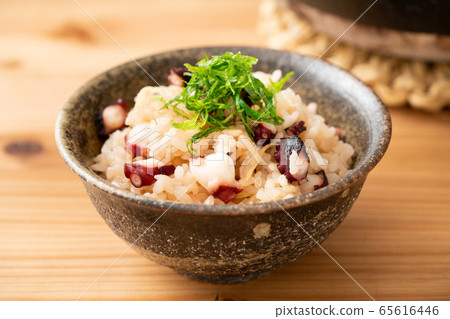 Octopus rice Octopus rice 65616446