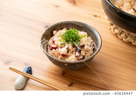 Octopus rice Octopus rice 65616447