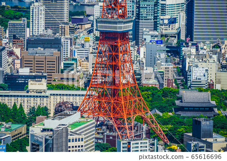 東京塔和都市風景 65616696