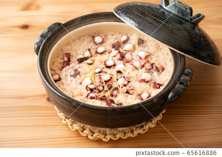 Octopus rice 65616886