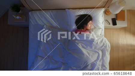 asian woman sleep well 65618648
