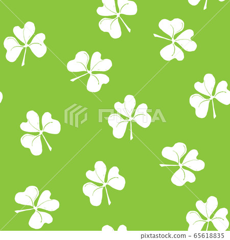 Clover leaf seamless pattern, hand drawn doodle vector illustration. St Patricks Day symbol, Irish lucky shamrock background. Clover leaf seamless pattern, hand drawn doodle vector illustration. St Patricks Day symbol, Irish lucky shamrock background. 65618835
