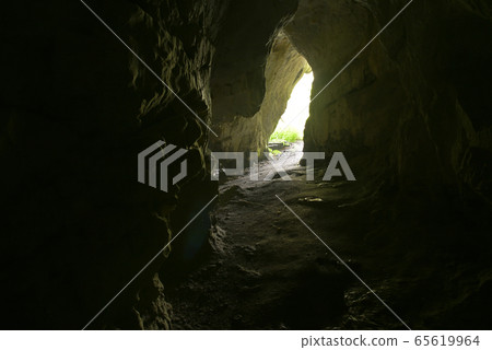 Kamidai Oni no Ana(岡山縣真庭市神颱市) Kamidai Oni no Ana(岡山縣真庭市神颱市) 65619964