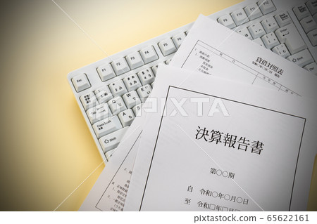 Financial report Financial report 65622161