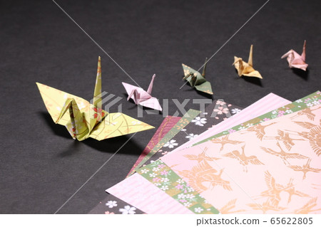 Paper cranes and origami Paper cranes and origami 65622805