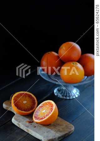 blood orange  65624278