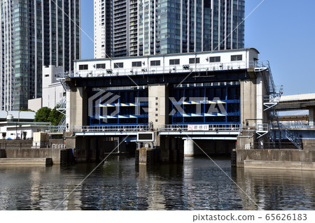 Tennozu Lake of Tennozu Isle 65626183