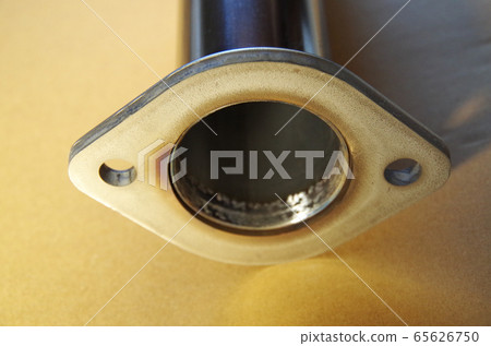 Flange part of stainless steel exhaust pipe to be mounted on automobile Flange part of stainless steel exhaust pipe to be mounted on automobile 65626750