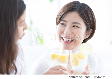 Girls' Association Lemon Sour Girls' Association Lemon Sour 65629492