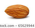Single almond isolated on white 65629944