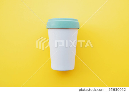Reusable stylish eco-friendly bamboo cup for take away coffee. Reusable stylish eco-friendly bamboo cup for take away coffee. 65630032