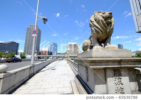 Namba Bridge Kunigata Statue 65630786