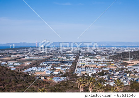 充滿溫室的厚水半島的伊拉格風光 65631546