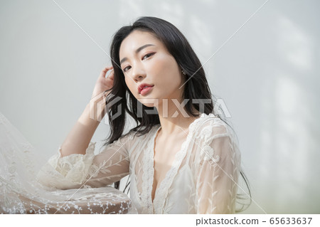 美女女孩白 美女女孩白 65633637