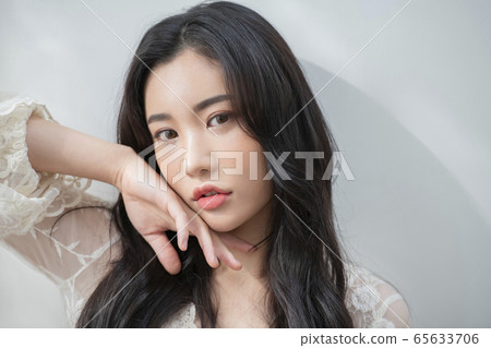 Beauty, girl, white Beauty, girl, white 65633706