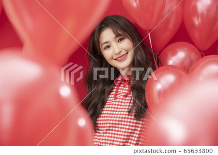 Party women balloons red 65633800