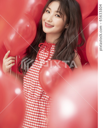 Party women balloons red Party women balloons red 65633804