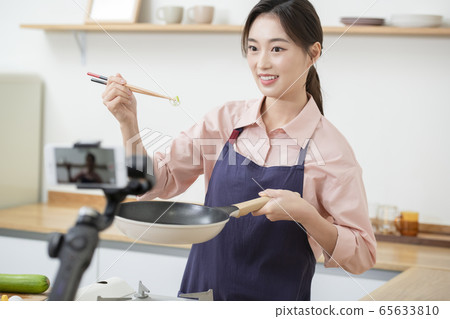 Video, filming, creator Video, filming, creator 65633810