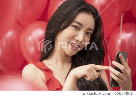 Female balloon red electronics 65634001