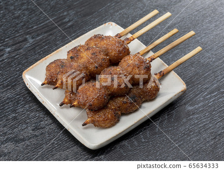 Gojira Mochi 65634333